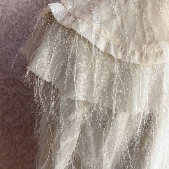 Kumayes vintage prairie style dress cream feathered size medium EUC - Picture 6 of 7